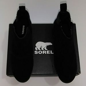 NWT SOREL YOUTH Emelie Chelsea Sz 3 Black Boot